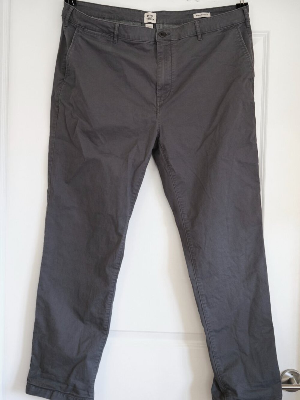 Huckberry / Flint and Tinder 365 Chino Pant - HB Straight - Charcoal 42x32